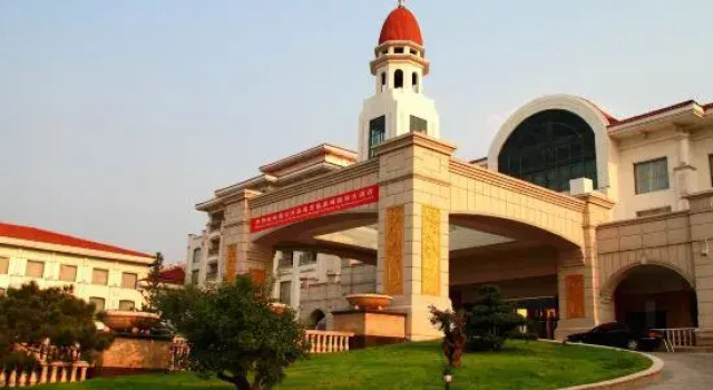 Chenming International Hotel, Book Hotel Hotels in Weifang with a Pool, Swimming Pool