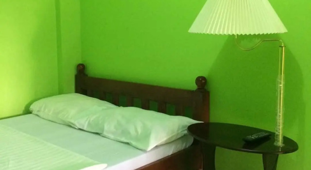 Двухместный номер Standard RedDoorz Plus near Municipality of Luisiana Laguna