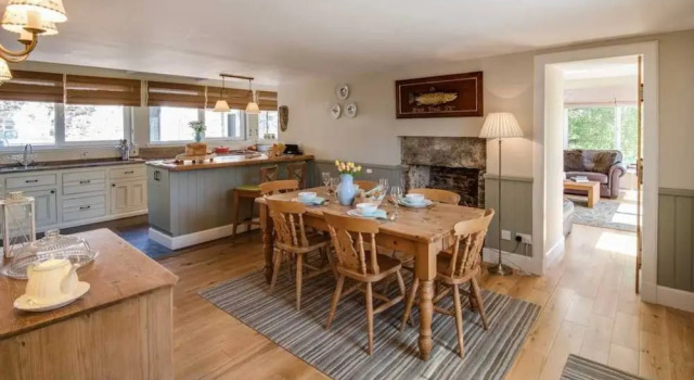 Craigeanie Farmhouse, Book Feriehus Hoteller i Scotland med parkering, Parkering