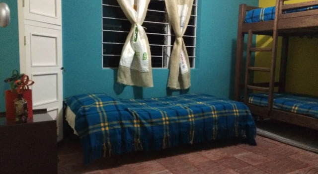 Golden Elephant Hostel, Book Hostel Hotels in Antioquia with Breakfast, Breakfasts
