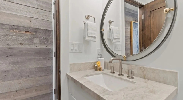 Студия c 1 комнатой с балконом Empire Avenue Townhomes by KBM
