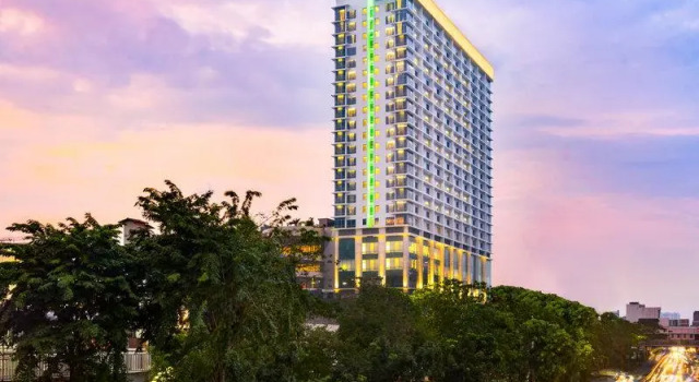 Номер Premium Holiday Inn & Suites Jakarta Gajah Mada by IHG