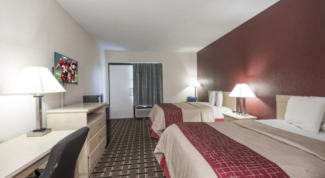 Rodeway Inn Midtown, Boek Hotel Hotels in Alabama met parkeren, Parkeren