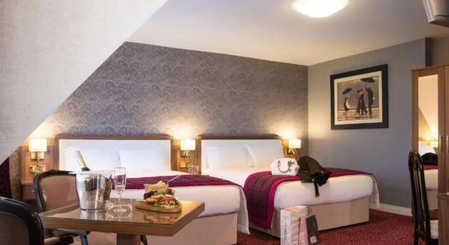Семейный номер Standard The Great Northern Hotel