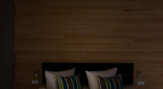 DIE KRONE - Hotel Garni, Забронировать Отель Отели Кирхцартен с парковкой, Парковка