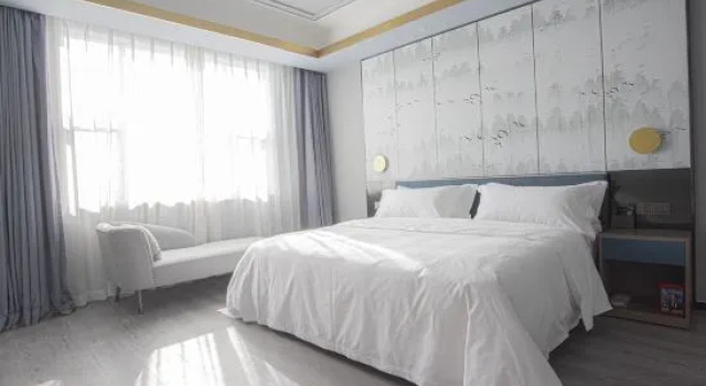 Люкс Business Xingming Lake Jinyan Hotel