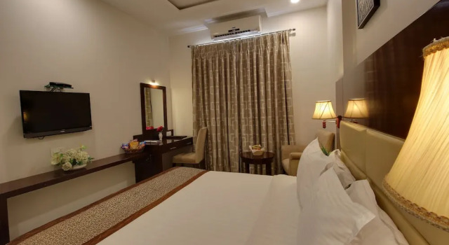 Номер Standard Hotel Sai Jashan Shirdi - Where blessings & comfort meet