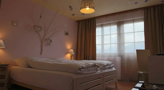 Двухместный номер Standard с балконом Hotel Surselva