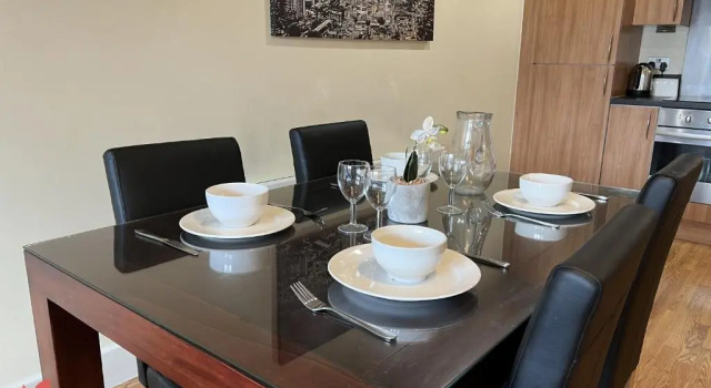 Spacious 2 Bedroom Arcadian Centre with Balcony & Birmingham City Centre, Varaa Hotelli Birmingham West Midlands