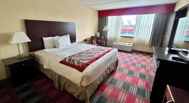 Albany Plaza Hotel, Buchen Sie Hotel Albany (und Umgebung) Hudson Valley
