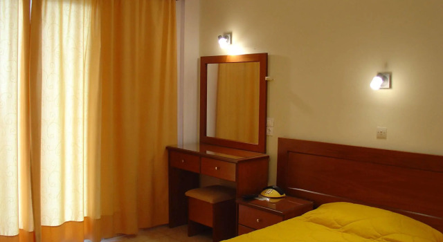 Golden Sands, Rezerwuj Hotel Agios Georgios Epir
