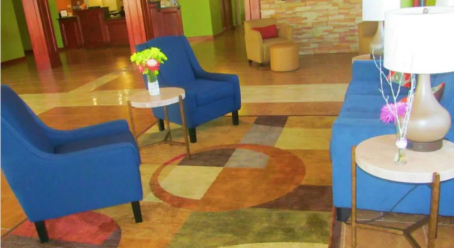 Quality Inn & Suites Chattanooga, Varaa Hotelli East Ridge Tennessee