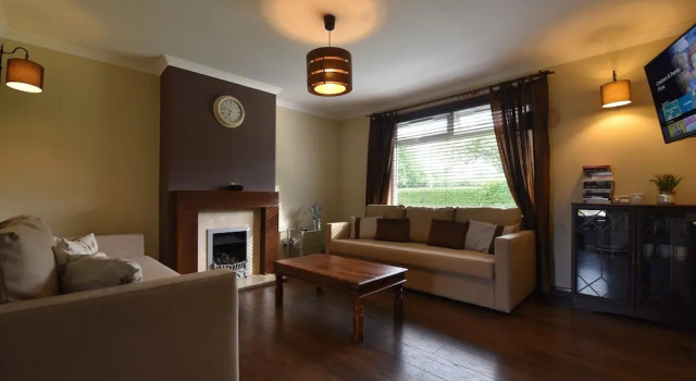 Вилла First Lasswade Road House