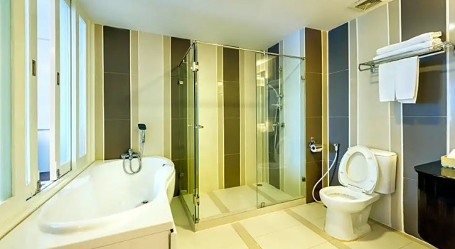 Люкс Deluxe Thamrongin Hotel