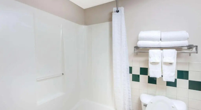 Номер Standard AmericInn by Wyndham Stillwater