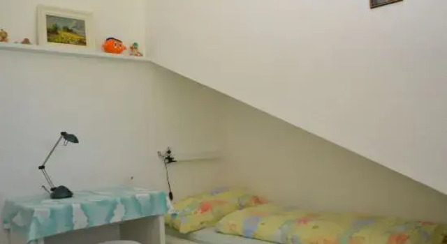 Апартаменты Two-bedroom Apartment for 4-5 Guests With Lake and Mountain Views