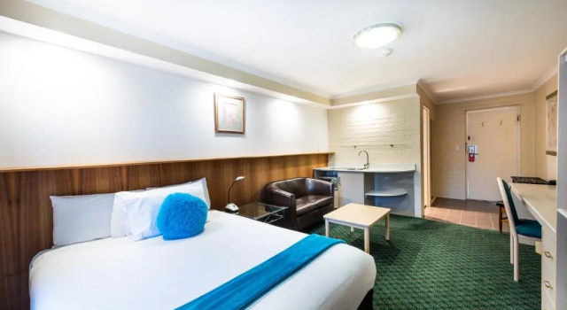 Двухместный номер Standard Golden Age Motor Inn