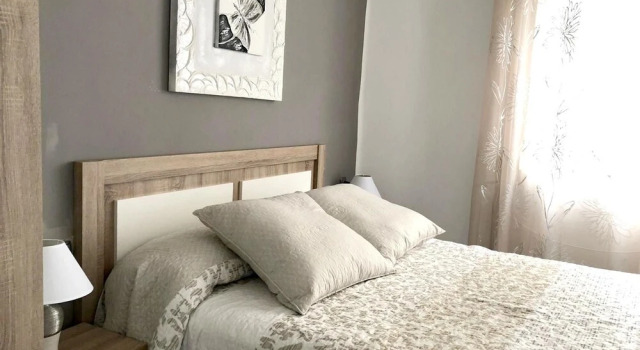 Apartment With 3 Bedrooms in Granada, With Wonderful City View and Wif, Забронировать Апартаменты/квартира Гранада Granada Province, рядом с Музей народных традиций и искусств Los Tiros de Granada