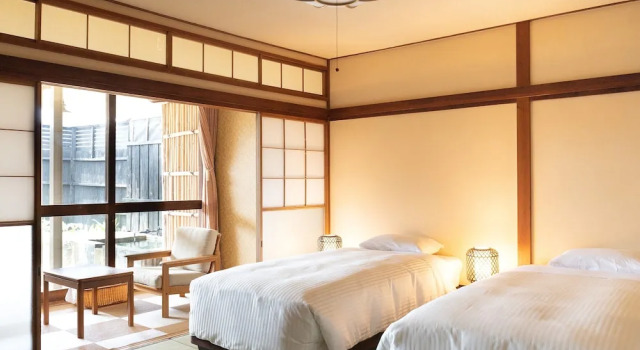 Трёхместный номер Standard HOTEL SHIRAHAMAKAN
