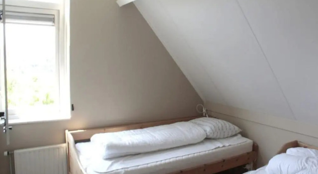 Коттедж Cosy holiday home with garden