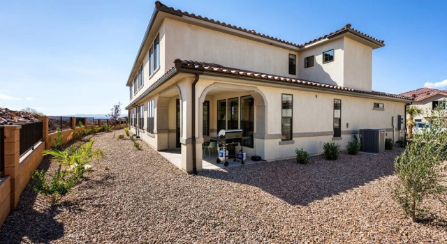 Sunnyside Retreat at Escondido by RedAwning, Varaa Lomakoti Washington 