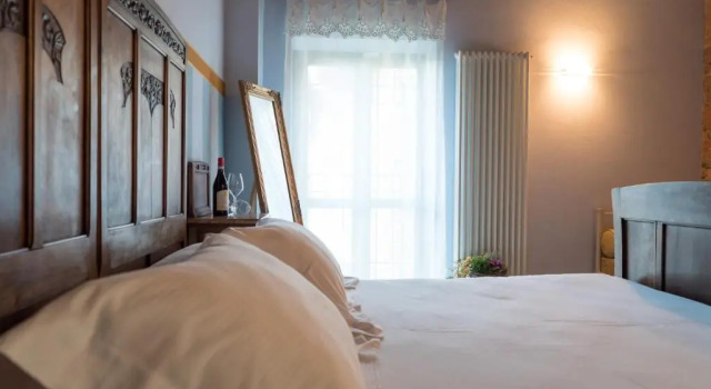 Lange, Rezervovat Hotel Priocca Langhe