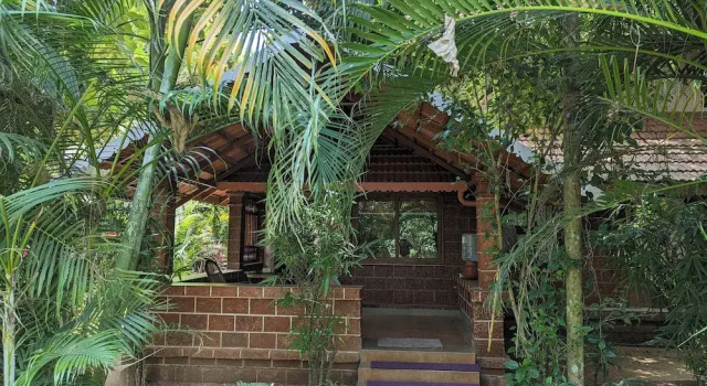 Номер Superior Neelambari Ecotourism Thrissur Aratupuzh
