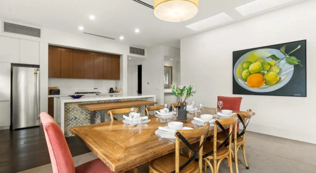 Номер Standard Пентхаус с 2 комнатами с видом на залив Captains Retreat Apartments and Cottages