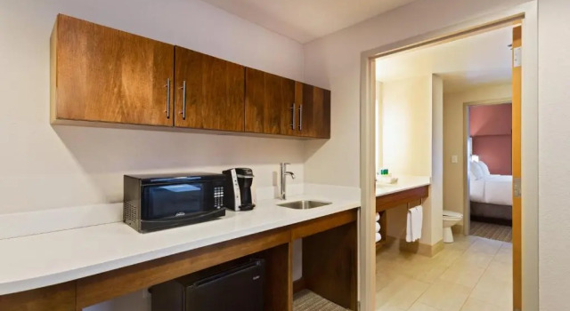 Люкс с 2 комнатами Holiday Inn Express & Suites Tavares by IHG