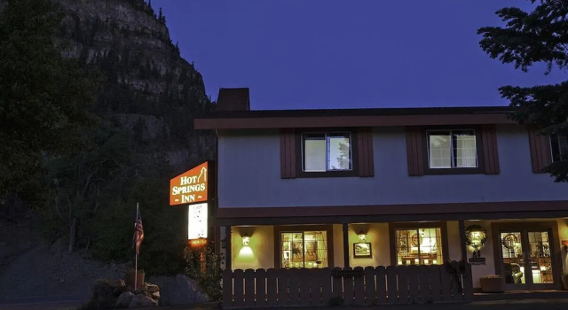 Hot Springs Inn, Забронировать Отель Отели Telluride Ski с парковкой, Парковка