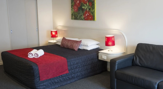 Семейный люкс Цокольный этаж c 1 комнатой Aubyn Court Spa Motel