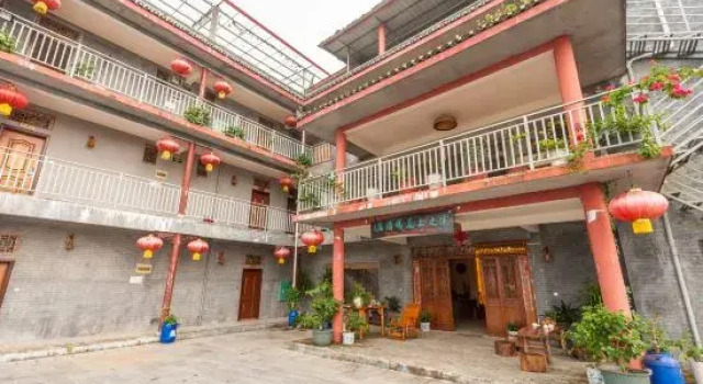 Yangshuo Above the Clouds Morning Light Homestay, Забронировать Отель Гуйлинь Гуанси-Чжуанский автономный район