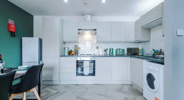 Апартаменты 232 Ordsall Lane