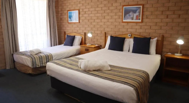 Двухместный номер Standard Golden Chain Aalana Motor Inn