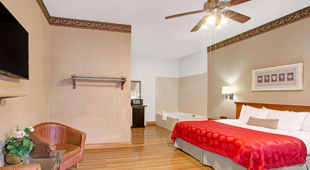 Двухместный люкс Ramada by Wyndham Redondo Beach