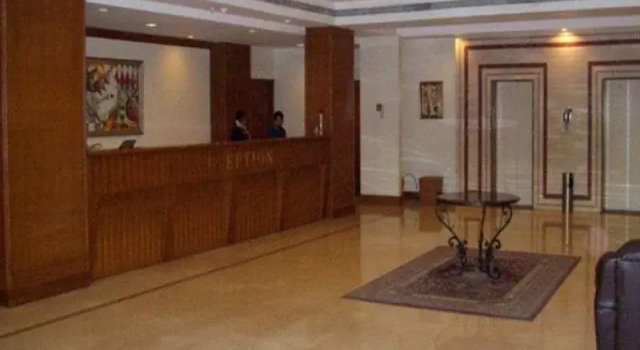 Hotel Brookside, Забронировать Отель Отели штата Махараштры 3 звезды, 3*