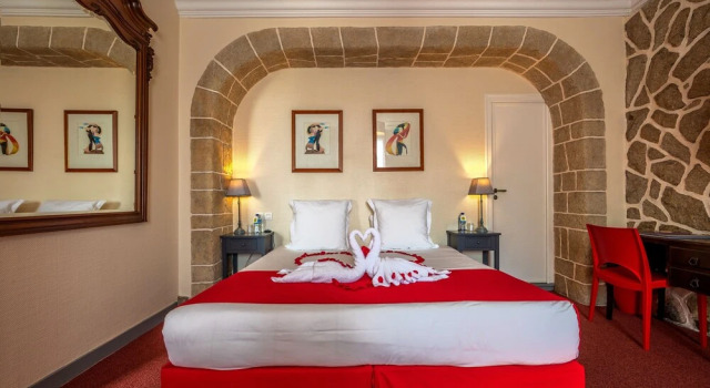Номер Premium Logis- Auberge De Kerveoch
