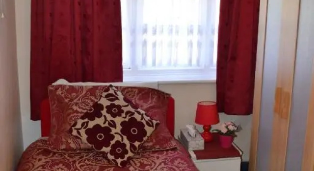 Одноместный номер Standard Gatwick Castle B&B