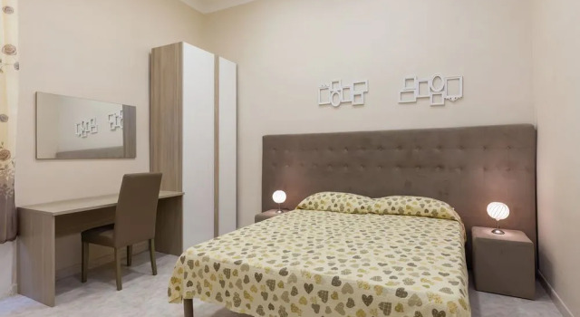 Apartment - S. Gregorio Armeno BH65, Buchen Sie Ferienwohnung Neapel Kampanien