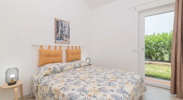 Dimora Ibiscus 50mt From Beach, Забронировать Апартаменты/квартира Стинтино Sardinia North, рядом с Пляж Ле Салин