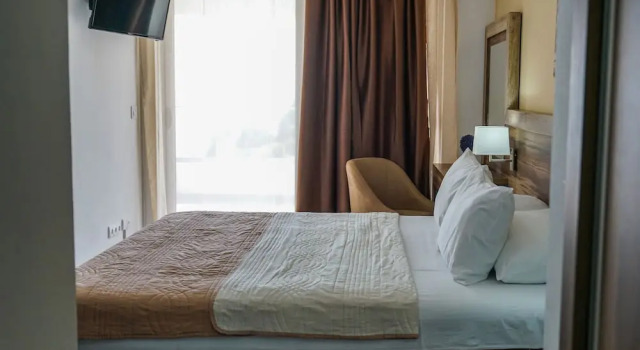 Люкс Comfort Hotel Mediterraneo Liman