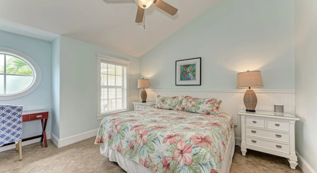 Starfish Cove managed by Beach Retreats, Забронировать Дом для отпуска Холмс-Бич Sarasota Area