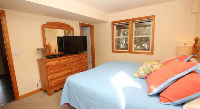 Black Dog - 5 Br Home