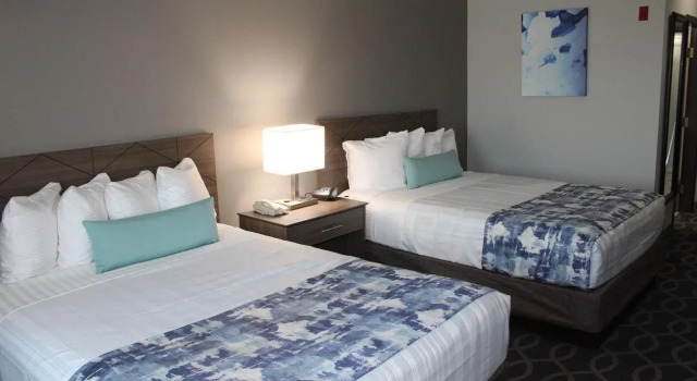 Четырёхместный номер Standard Wingate by Wyndham Humble/Houston Intercontinental Airport