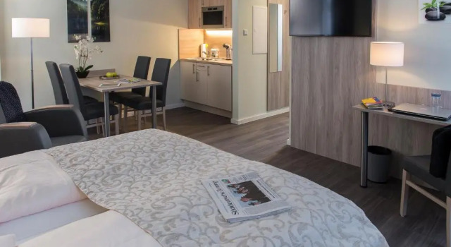 Люкс AINO Aparthotel Olympiapark