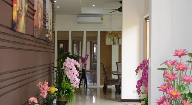 Boutique Resort 5 Bedroom Pool Villa