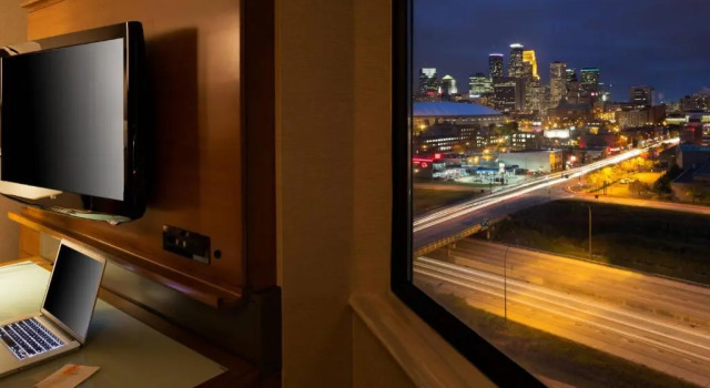 Номер Standard с видом на город Courtyard by Marriott Minneapolis Downtown