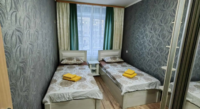 Apartments on Metallurgov street 15, Rezervasyon Daire Zarinsk Altay Krayı