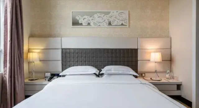 Двухместный полулюкс с частичным видом на море Promenade Hotel Kota Kinabalu