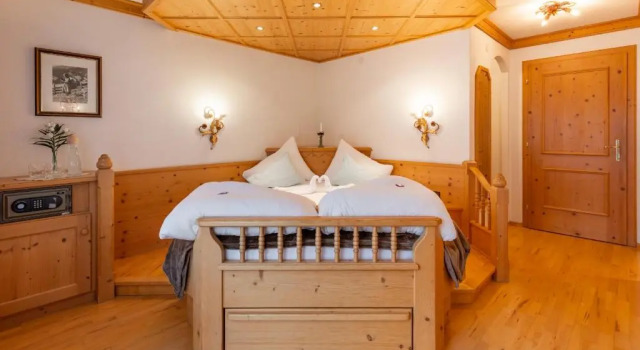 Номер Standard Hotel Alpenstolz - Culinary Hideaway Stubai